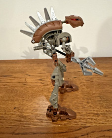 LEGO Bionicle - 8587 Rahkshi Panrahk-  Complete - No Kraata Worm