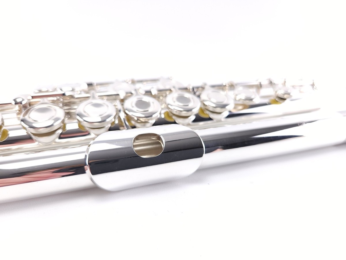 Yamaha YFL-281 Open Hole Flute Inline G C Foot – Reconditioned