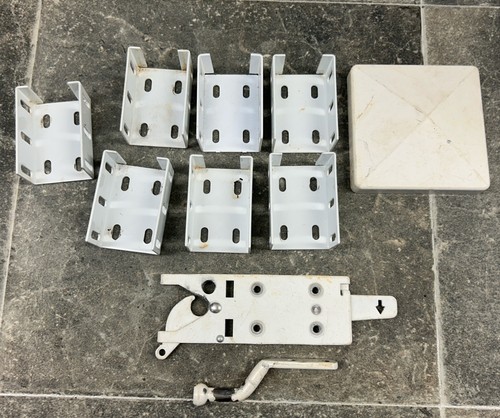 White Vital Privacy Fence Hardware Latch, Mounts