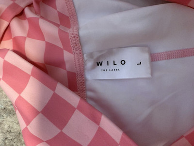 WILO Women s Pink Check Biker Shorts, Knit Activewear, Size L Regular