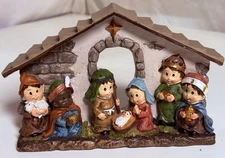 Christmas Nativity Scene With Color Changing Light, Resin, 7 Figures