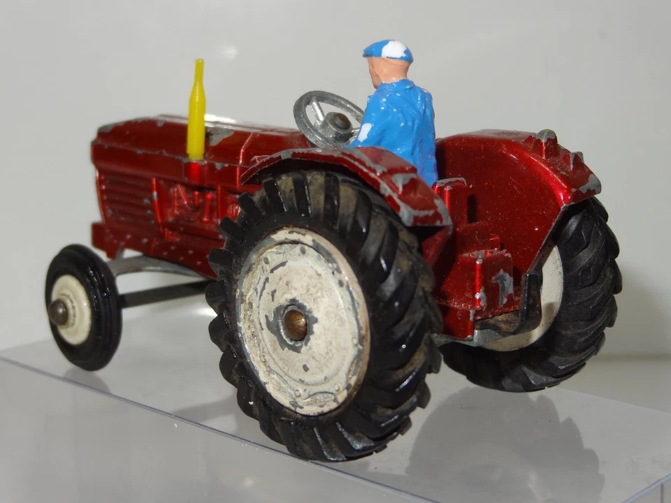 DINKY 308 LEYLAND 384 TRACTOR  ( 409 ) - Image 4 of 4