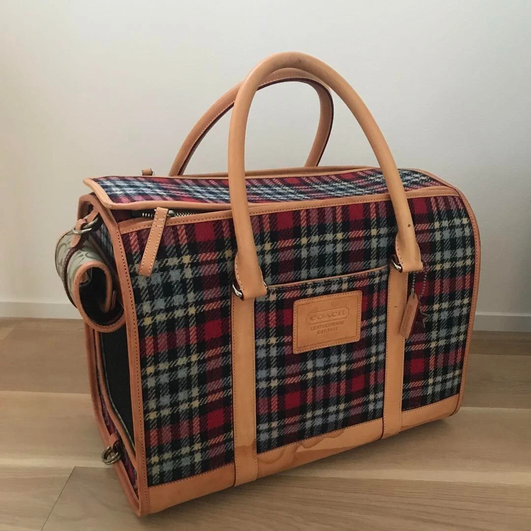 Coach hotsell dog bag