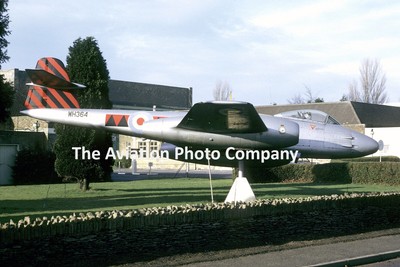 RAF Gloster Meteor F.8 WH364 ausgestellt bei RAF Kemble (1975) Foto