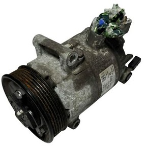 Kompressor Klimaanlage 5Q0820803D VW Polo 1.4 TDI (blue Motion Technology) Bj