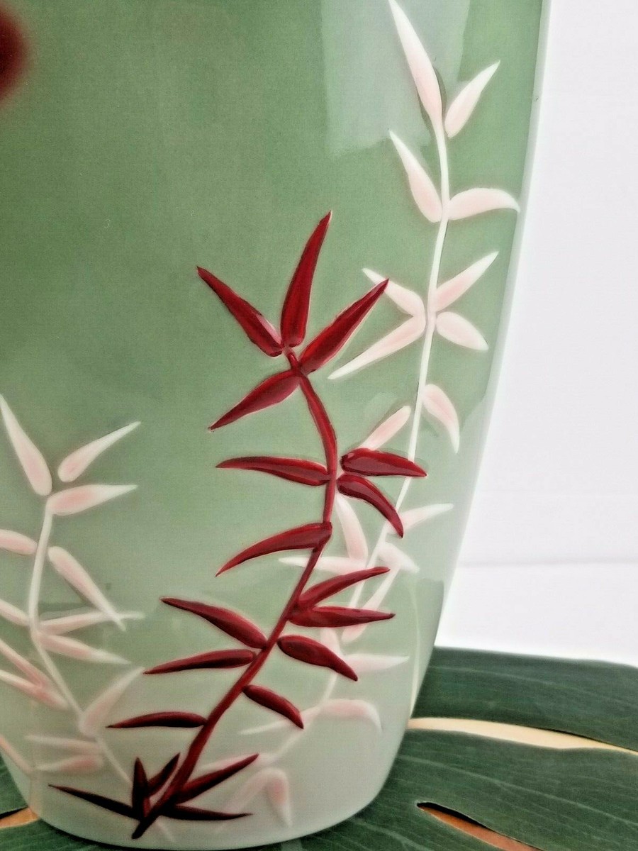 Franz Chinese Vase 
