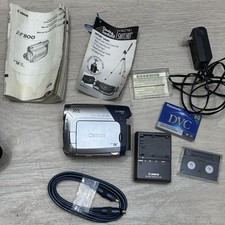 Canon ZR800 MiniDV Digital Video Camcorder 35x Zoom Bundle Battery Charger Tape