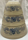 3 Pc Set Pyrex Homestead Mixing Bowls, 401, 402, 403 EUC