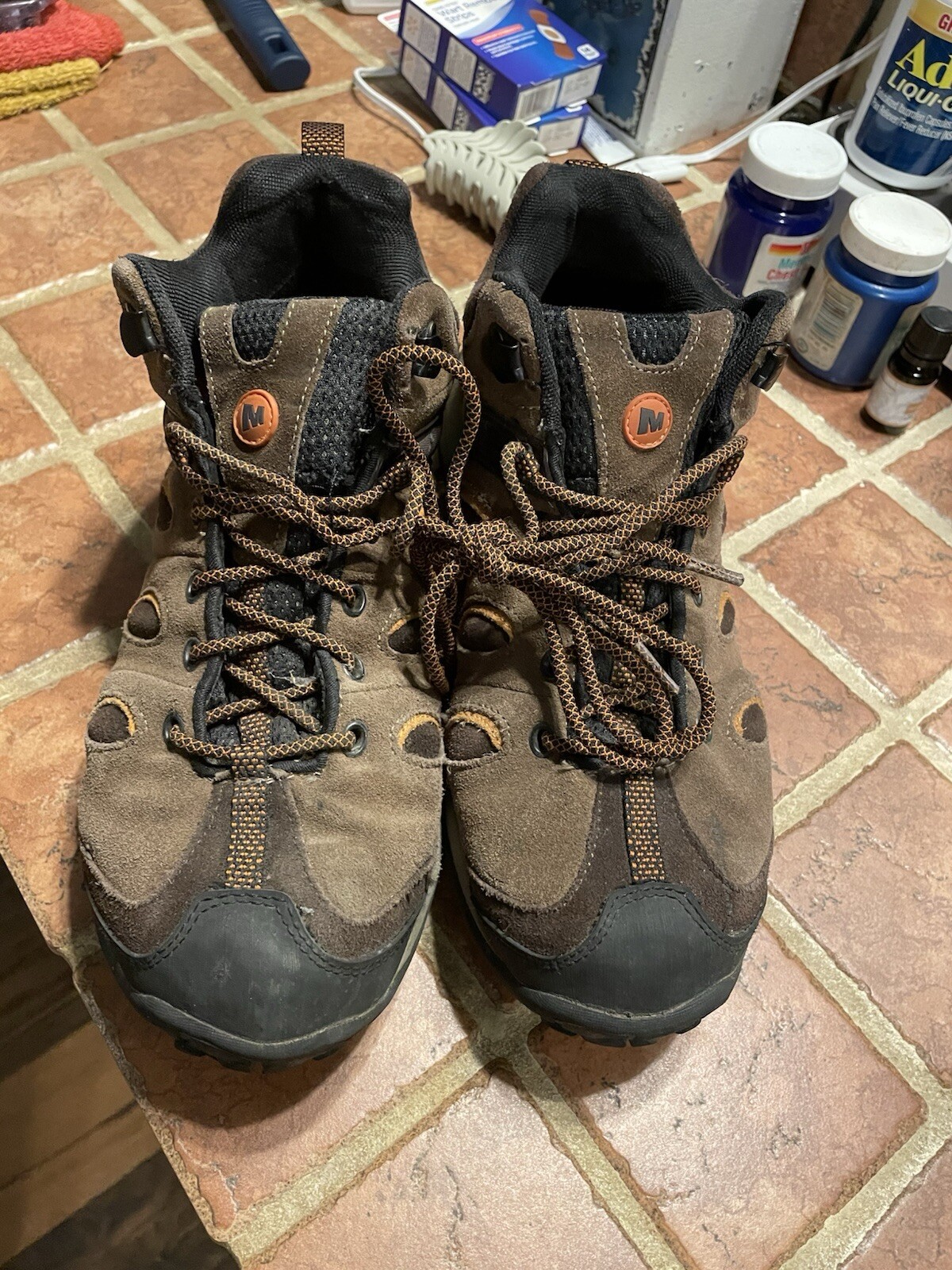 SAOLA Scarpe da trekking Merrell uomo terra scura arancione marrone sneakers taglia 10 5 usate in ottime condizioni