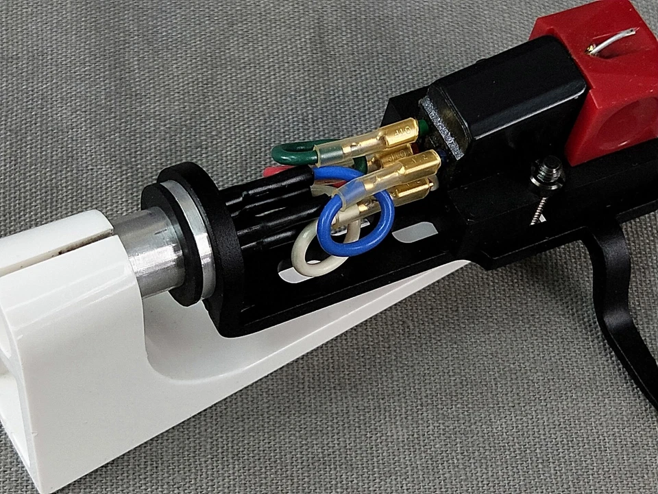 Nagaoka MP-100 Phono Stereo Cartridge With headshell In Excellent Condition  - Image 4 of 4