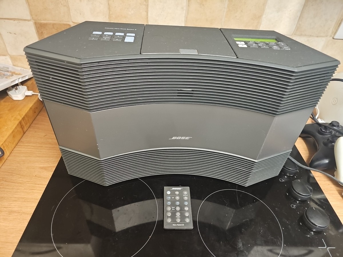 BOSE ACOUSTIC WAVE MUSIC SYSTEM II 中古品（Lot 233 - Bose