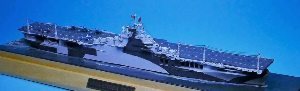 Schiffsmodell SPIDERNAVE "USS Essex", (SN-NT T1310 V), 1:1250, in Vitrine - Bild 2 von 4