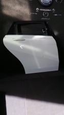 E33-300 * Mercedes W246 B-Klasse Tür Hinten Rechts 650 Calcitweiß Uni E33-300 * Mercedes W246 B-Klasse Tür Hinten Rechts 650 Calcitweiß Uni