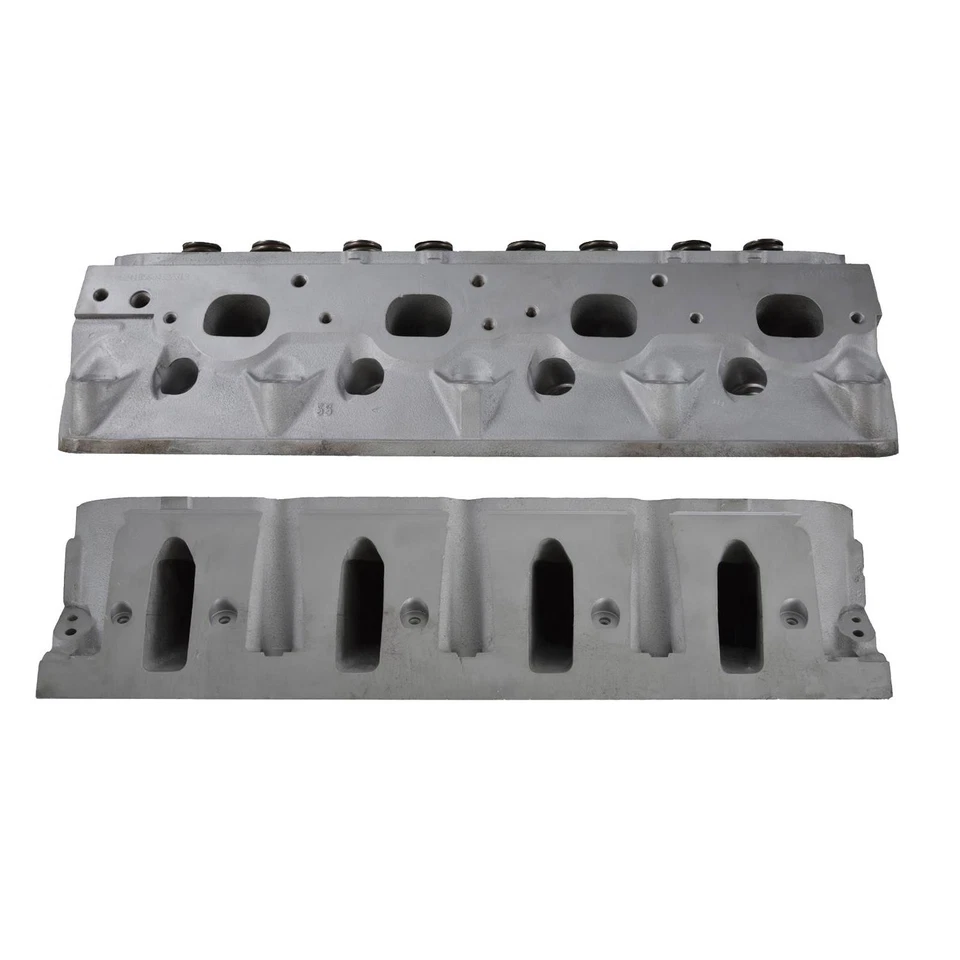 Engine Cylinder Head Fits: 2001-2004 GMC Sierra 1500 & 2500; 2001-2006 Chevrolet - Image 2 of 3