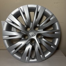Toyota Camry 16 Oem Wheel Cover Hub Cap Silver 42602-06091 2012 2013 2014 Toyota Camry 16 Oem Wheel Cover Hub Cap Silver 42602-06091 2012 2013 2014