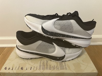 Size 13 - Nike Men's Zoom Freak 5 'Oreo' Basketball Shoes DX4985-101