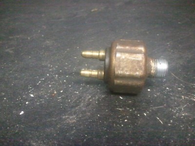 05-07 Can Am Brake Switch # 710000734 Outlander 400 XT STD MAX