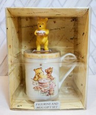 Royal Doulton HAPPY BIRTHDAY Classic Pooh Figurine Mug DISNEY Gift Set New