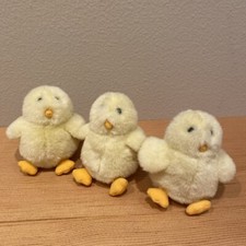 Dakin Magnetized 3.5" Baby Chicks Ride On Mother Hen Plush 2015 Only 3 Chicks