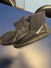 Mares 5mm Neoprene Boots Size 8 Unisex- Pre Owned