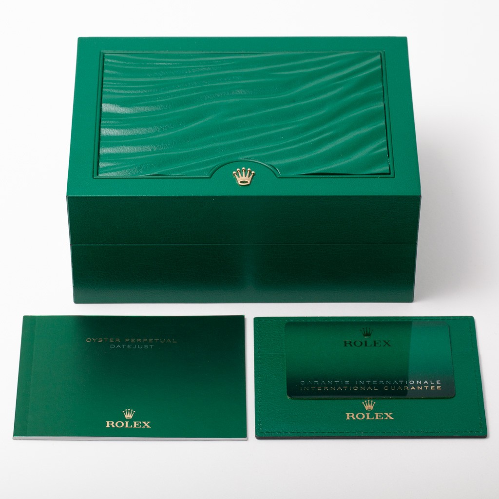 Rolex Datjust 41 126300 with 41mm Oystersteel case and Blue dial. Excellent c... image 9