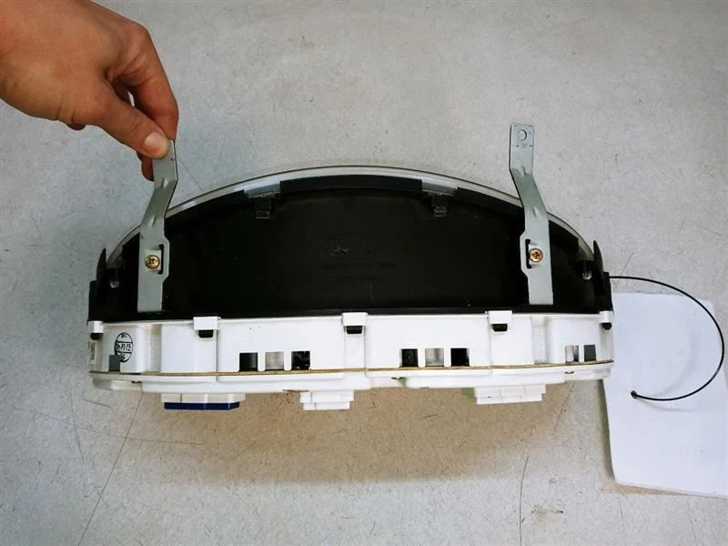 2004-2006 KIA SORENTO LX M/T MEDIDOR DE INSTRUMENTO VELOCÍMETRO FABRICANTE DE EQUIPAMENTO ORIGINAL 94001-3E045 - Imagem 4 de 4