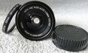 TESTED HOYA HMC WIDE-AUTO F2.8 28mm WIDE ANGLE LENS + CAP & FILTER - CANON C/FD