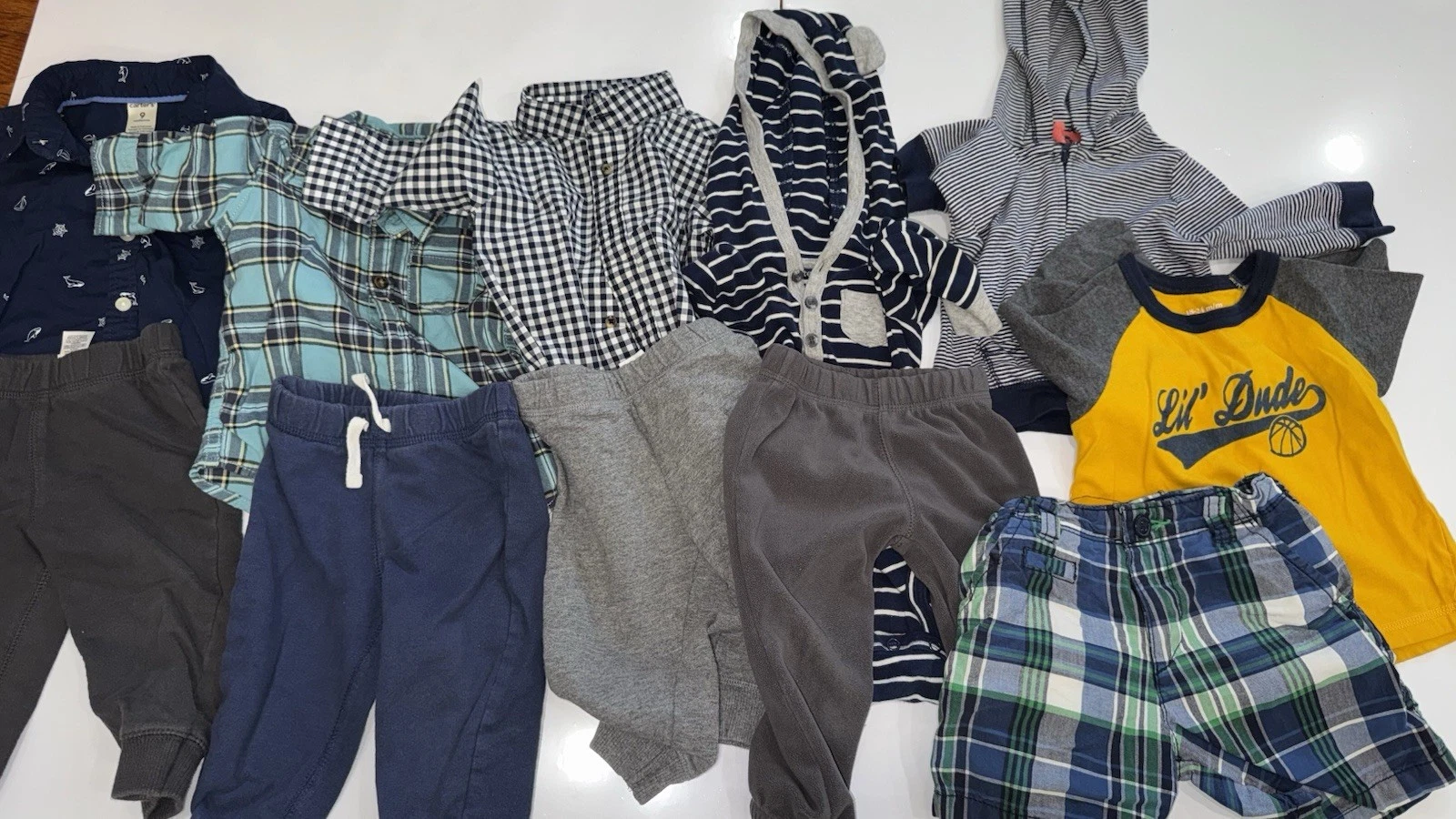 5 pcs set of fall/winter boy clothes & 1 jacket 9m
Opens in a new window or tab