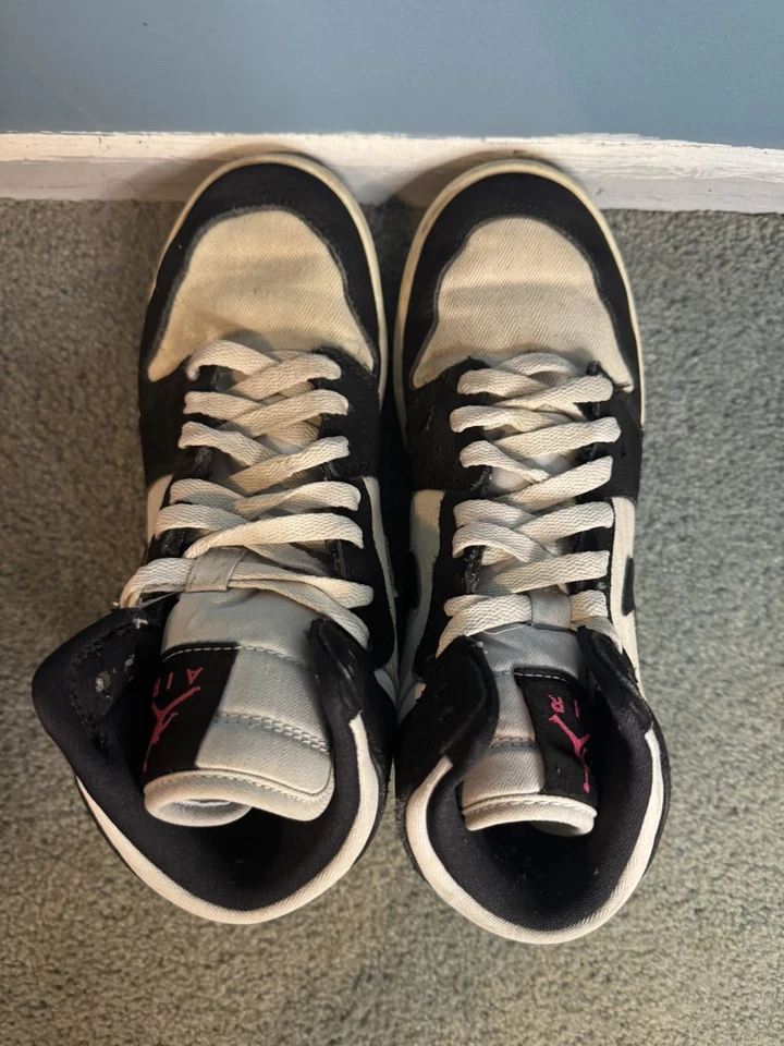 Air Jordan 1 Alto 332148-015 GS Platino Puro Negro Gris Rosa Talla 5.5Y Foto 3 de 4