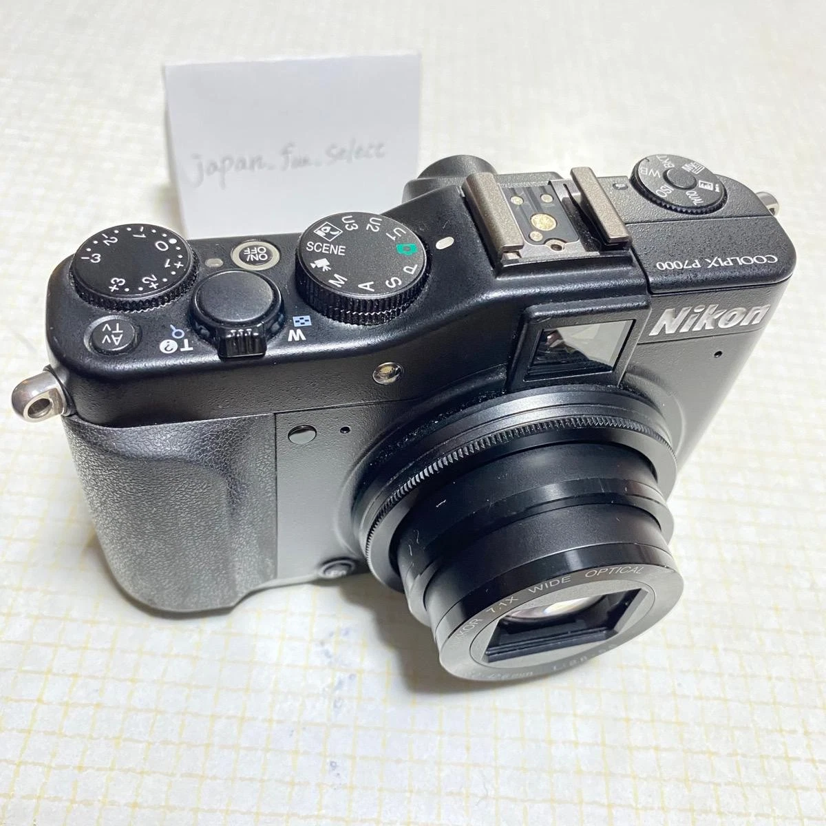 Цифровые фотоаппараты Nikon Coolpix P7000 с автоматической