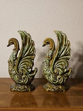 Artmark Green Swans Decorative Figurines Vintage 1960s 9"Hx5"W