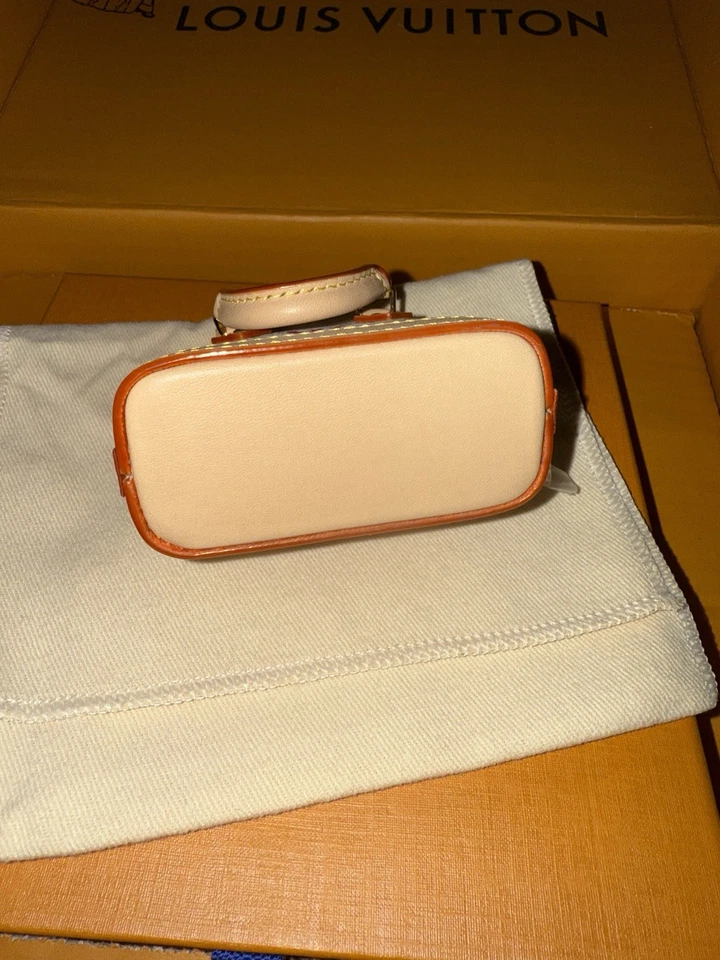 Louis Vuitton x Murakami Takashi Micro Alma Monogram Multicolor White - Image 4 of 4