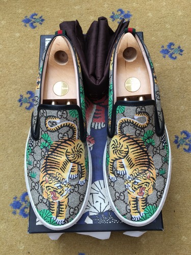 gucci trainers tiger