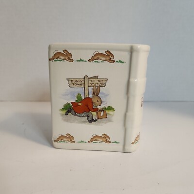 Vtg Royal Doulton BUNNYKINS ''Bunny to the Town Station''Porcelain China Book Bank