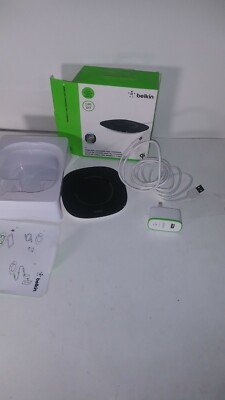 Belkin Boost Up Qi Wireless Charging Pad in Black Colors With 6ft Charger EA