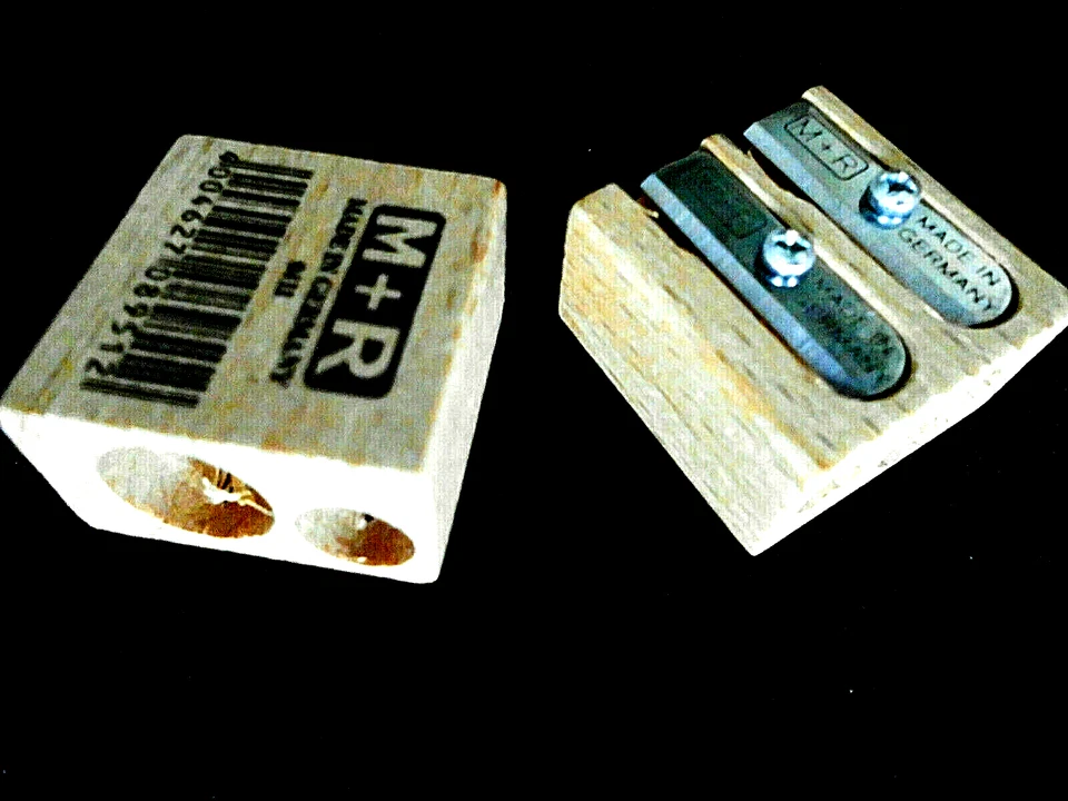 2 Bunt-u. Bleistift Doppelanspitzer-Doppelspitzer aus Buchenholz M+R