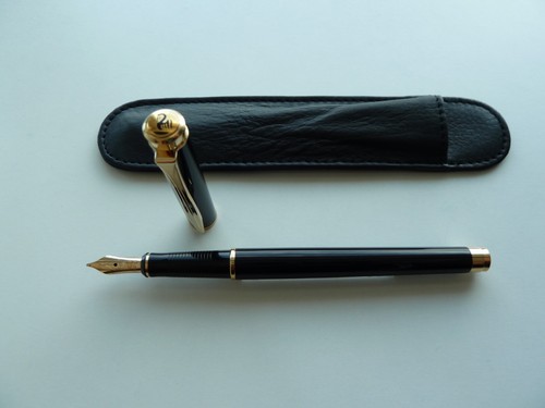 Pelikan New Classic P381 - Füllfederhalter - B-Feder schwarz NOS 90er Jahre - Bild 2 von 7