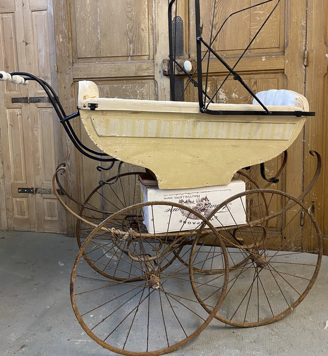 Poussette Ancienne XIXeme Napoléon 3 Bébé Enfant Vêtement Ancien Landau  Voiture