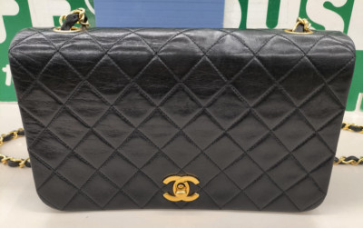 CHANEL Matelasse Full Flap Chain Shoulder Bag Quilted Black Leather Authentic