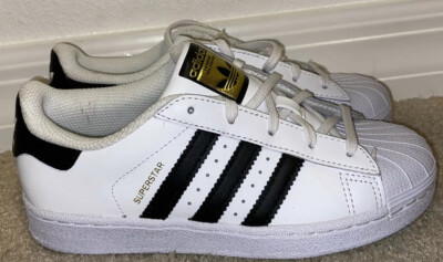adidas gazelle silver green womens ADIDAS SUPERSTAR 2 – Magic Sneaker main image 0