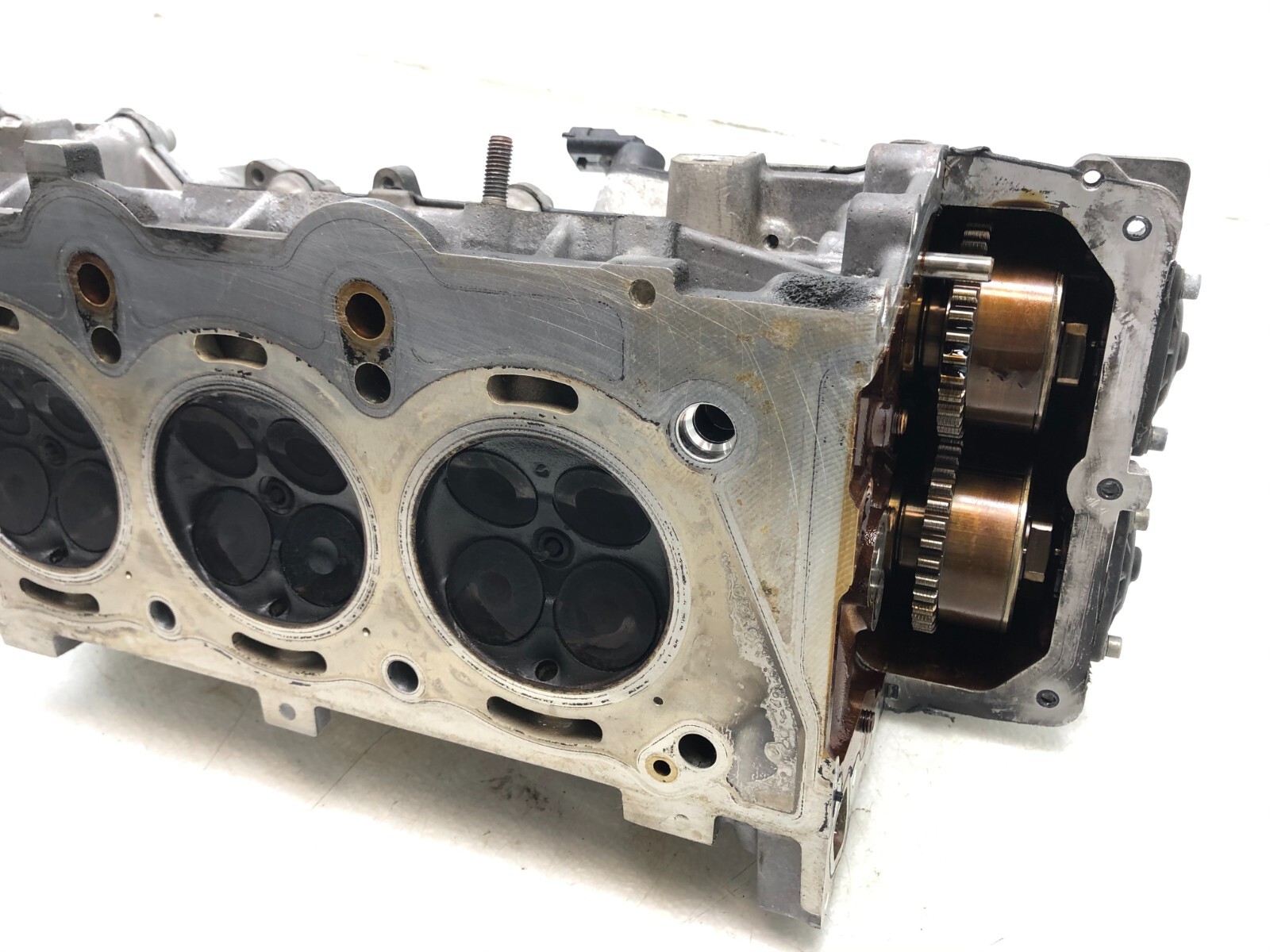 2014-2017 MASERATI GHIBLI S Q4 3.0L RIGHT PASS SIDE CYLINDER HEAD W/ COVER OEM.
