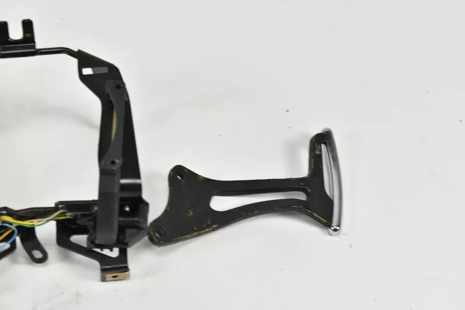 06-08 Maserati Quattroporte M139 Steering Column Paddle Shifter OEM