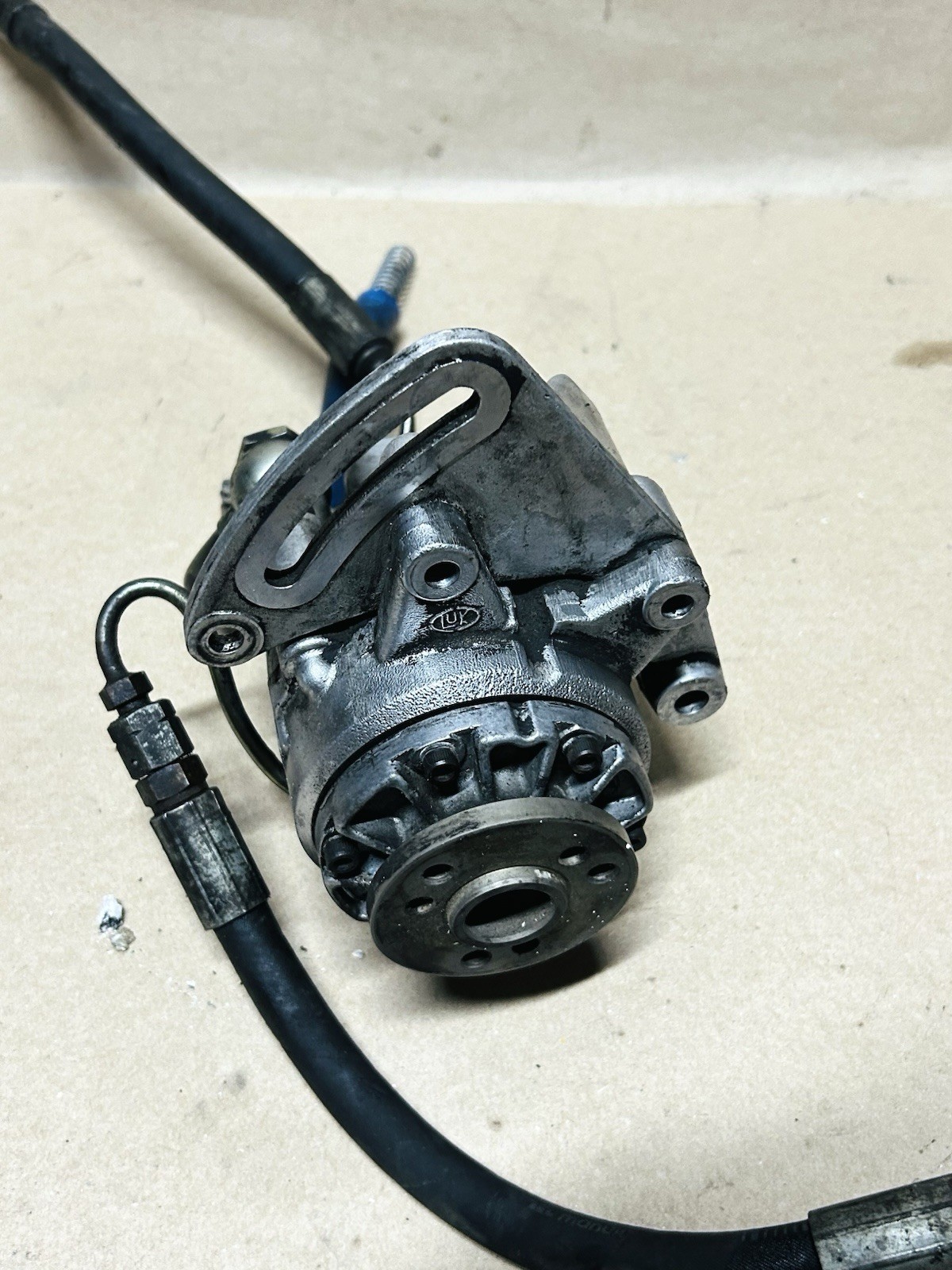 Bentley Arnage 2000-2010 Power steering pump