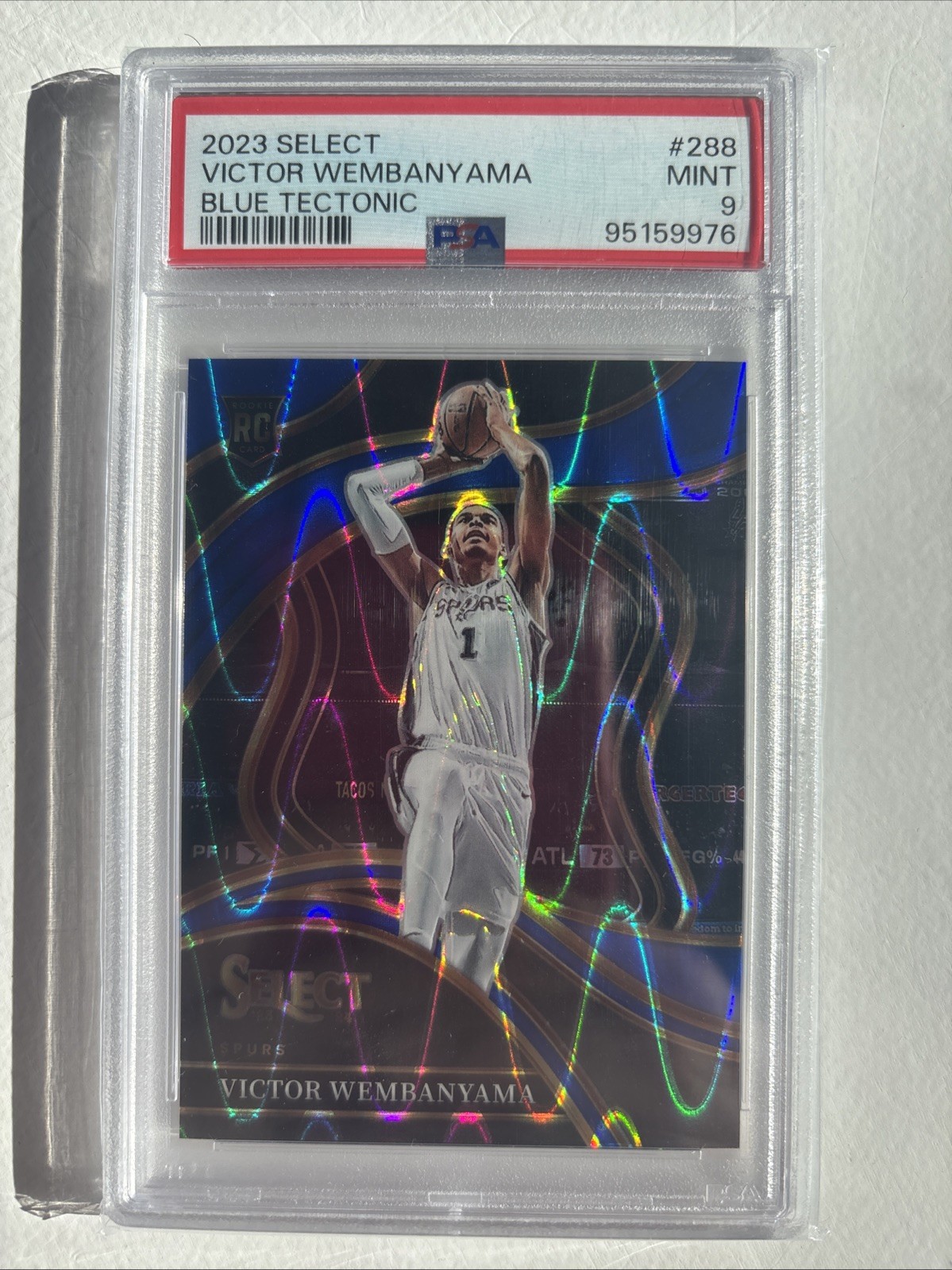 2023-24 Select - Courtside Victor Wembanyama PSA 9 Blue Tectonic Prizm 10/99 RC