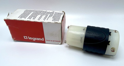 Legrand Pass & Seymour L1630C Twist-loc Connector 30A 480V 3ph New In Open Box