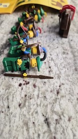 LEGO Castle: Camouflaged Outpost (6066)