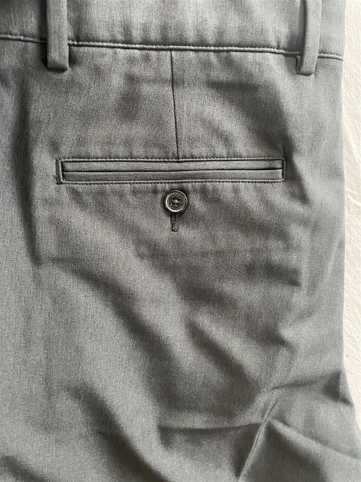 Lot 2 Greg Norman 34x10" Black Gray Flat Front Peformance Golf Mens Shorts - Image 4 of 4