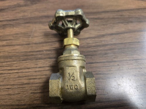 Hancock-Gross 1/2" Brass Gate Valve I.P.T. 2415X - New Old Stock