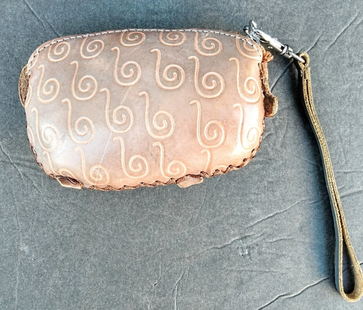 Leather Lamb Sheep Shaped Coin Purse Pouch Wallet With Detachable Wristlet