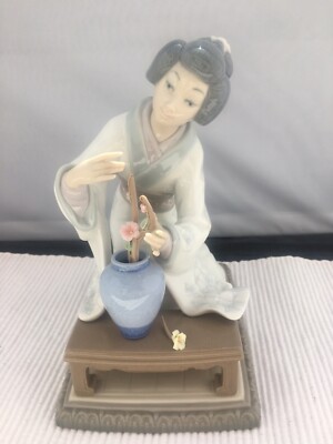 Lladro 4840 ~~ Oriental Girl ~~ Sold As Is ((box 581- ) | eBay
